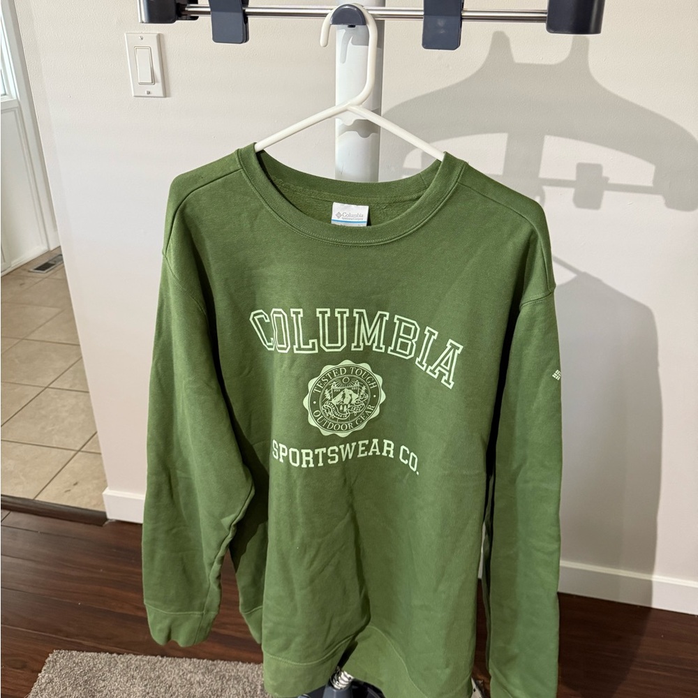 Columbia Green Sweatshirt Classic Athletic Style